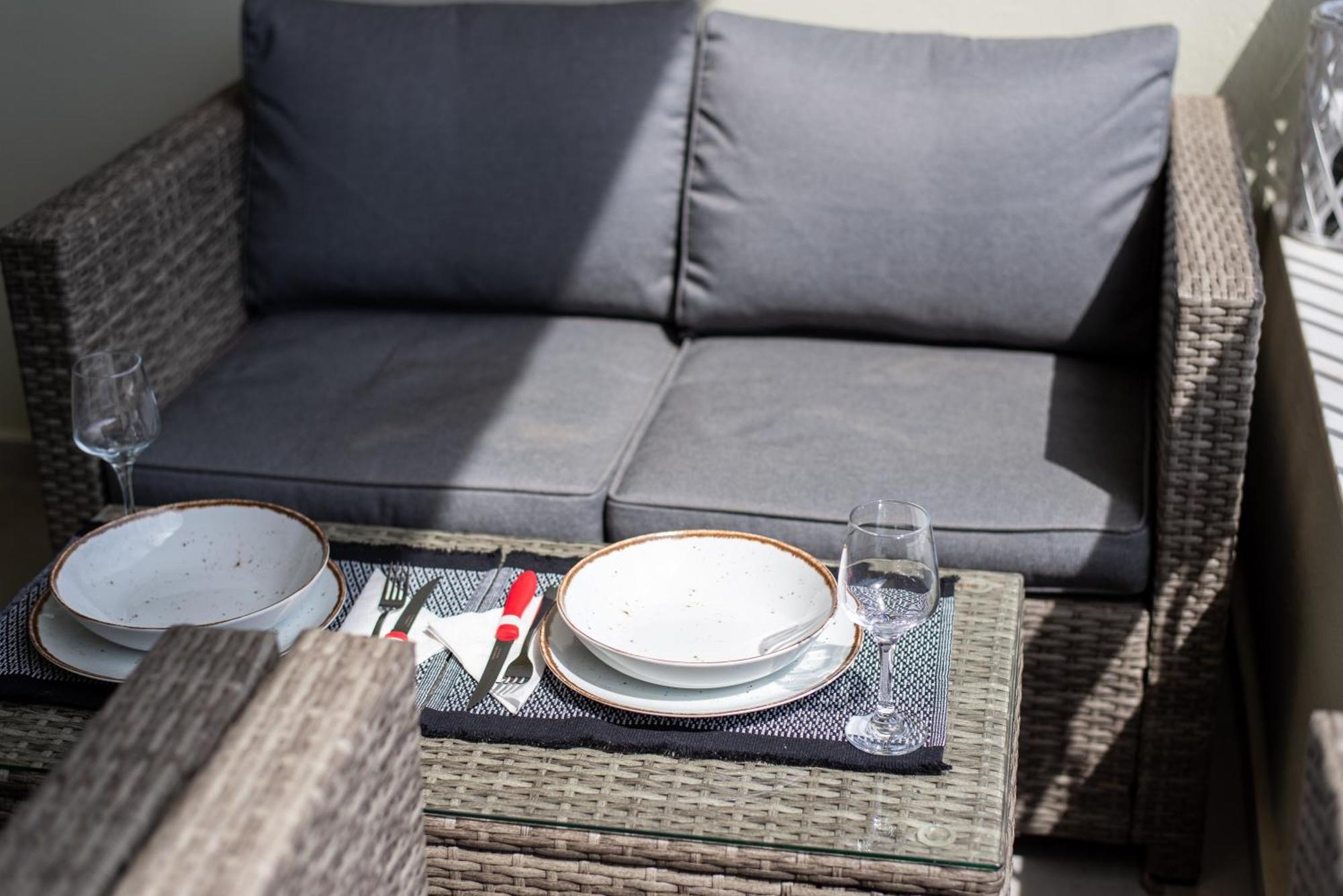 Demi'S Apartments Near Athen'S Airport アルテミダ エクステリア 写真