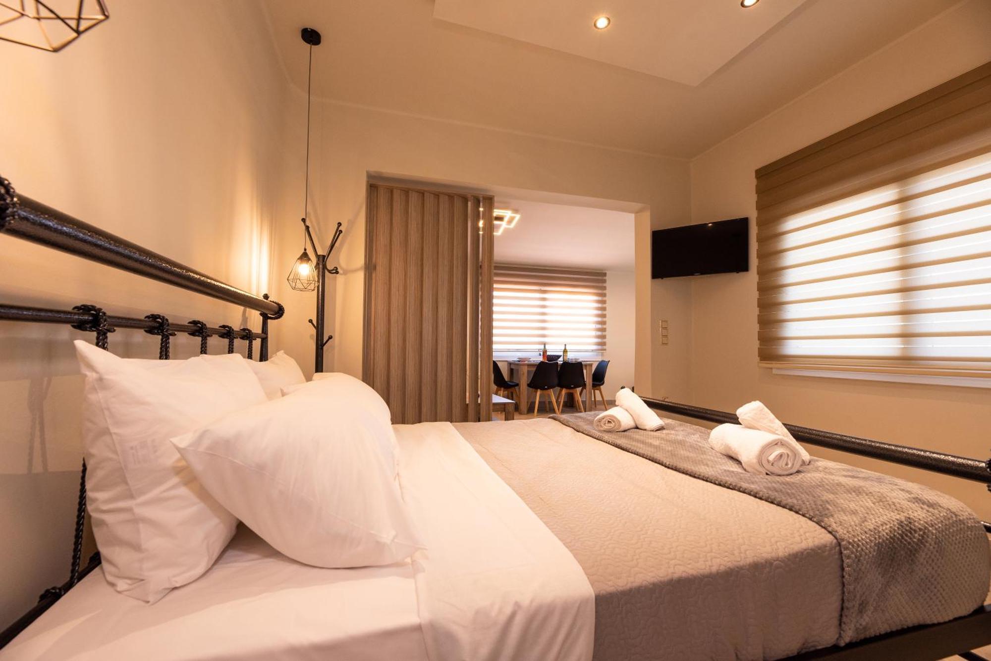 Demi'S Apartments Near Athen'S Airport アルテミダ エクステリア 写真