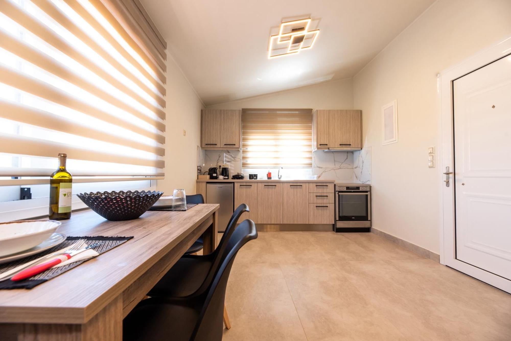 Demi'S Apartments Near Athen'S Airport アルテミダ エクステリア 写真