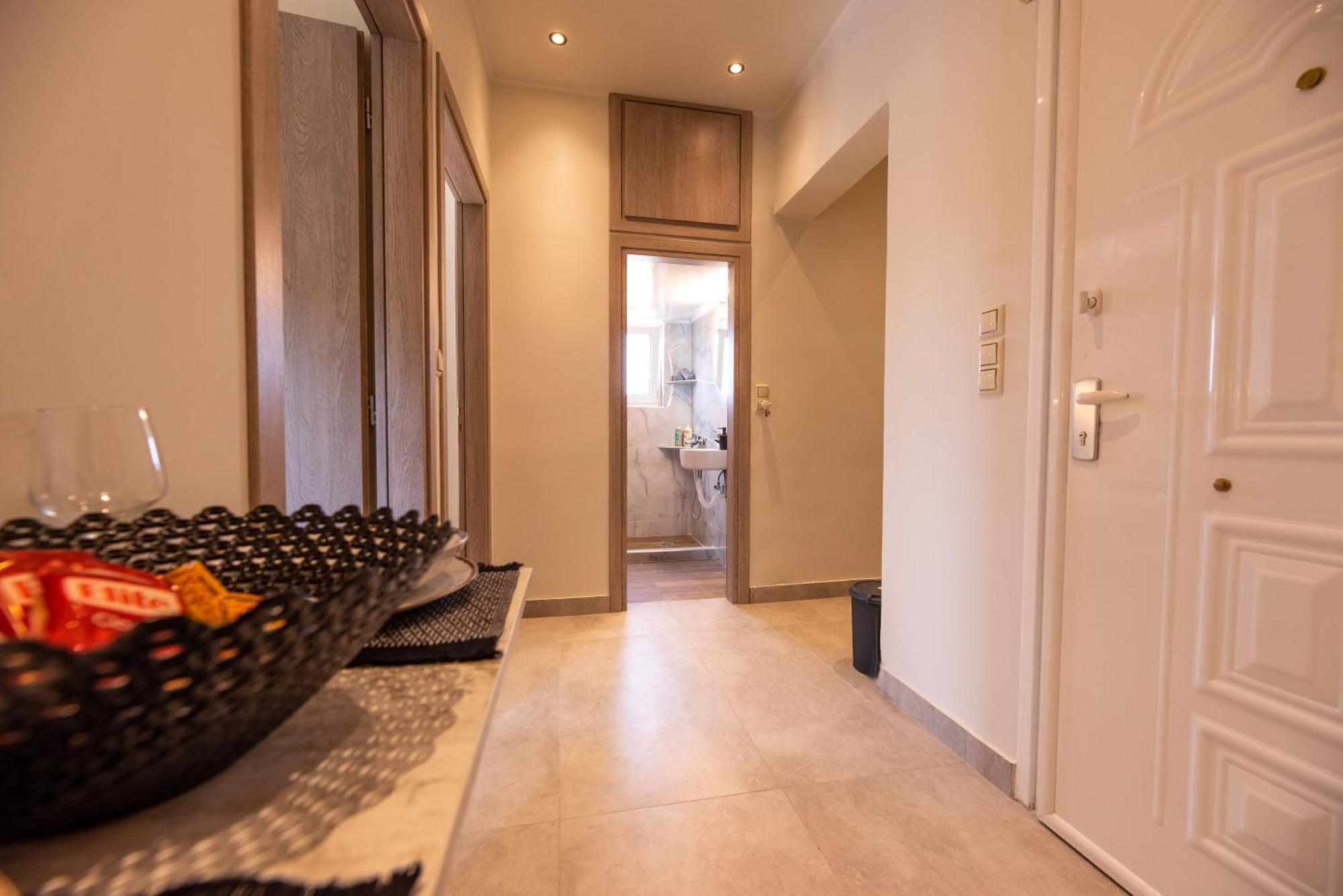 Demi'S Apartments Near Athen'S Airport アルテミダ エクステリア 写真